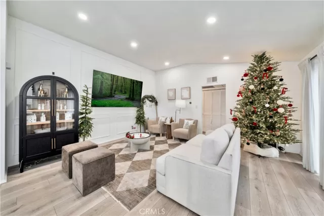 MLS: PW24251012 Condo For Sale