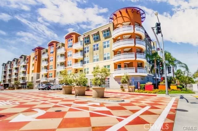 MLS: PW24253624 Condo For Sale