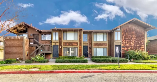 MLS: PW24255298 Condo For Sale