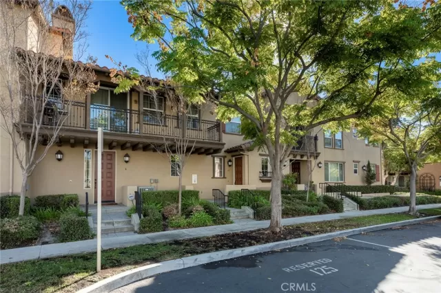 MLS: PW25000629 Condo For Sale