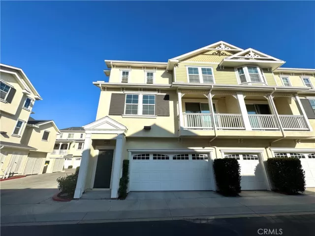 MLS: PW25000789 Condo For Sale