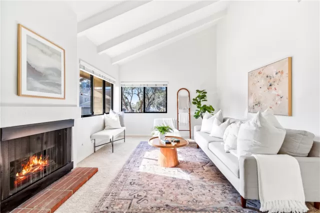 MLS: PW25003110 Condo For Sale