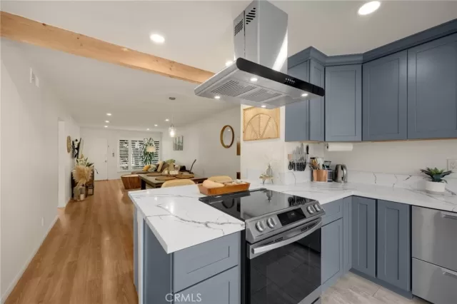 MLS: PW25005472 Condo For Sale