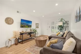 Photo #1: PW25005472 Listing 