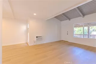 Photo #5: PW25005505 Listing