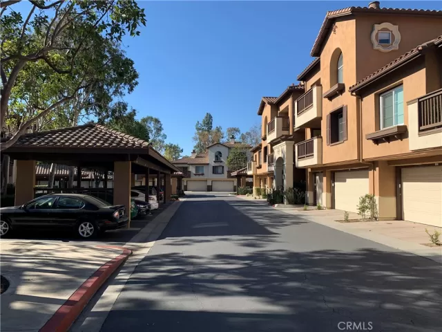 MLS: PW25007327 Condo For Sale