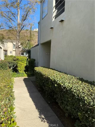 Photo #5: PW25007700 Listing 