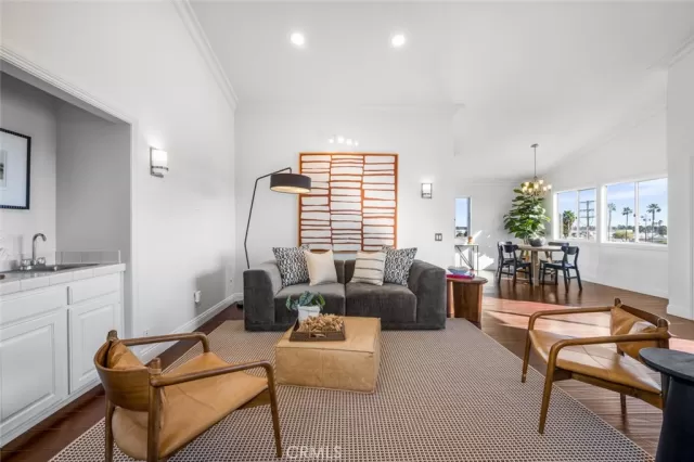 MLS: PW25008965 Condo For Sale