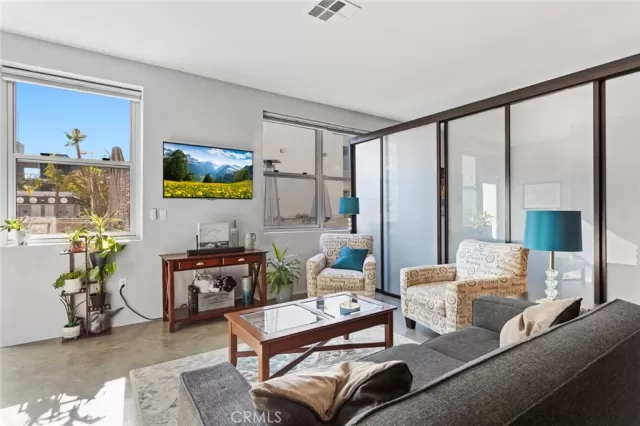 MLS: PW25009767 Condo For Sale