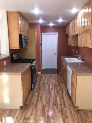 Photo #5: PW25010961 Listing 