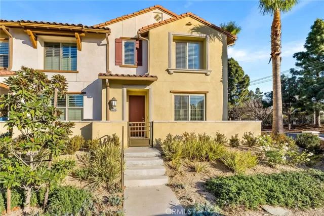 MLS: PW25011729 Condo For Sale