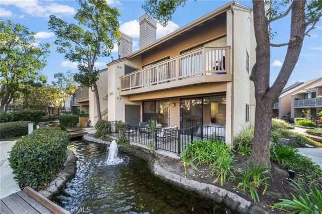 MLS: PW25015534 Condo For Sale