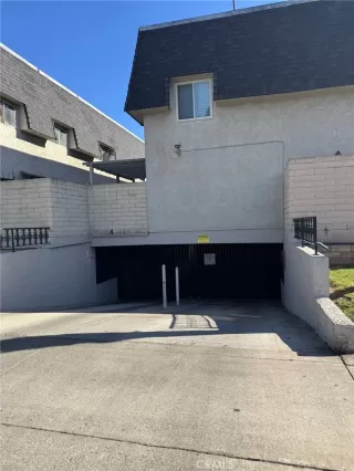 Photo #2: PW25016338 Listing 