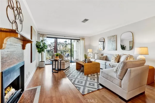 MLS: PW25018012 Condo For Sale