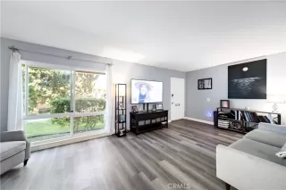 Photo #3: PW25020183 Listing