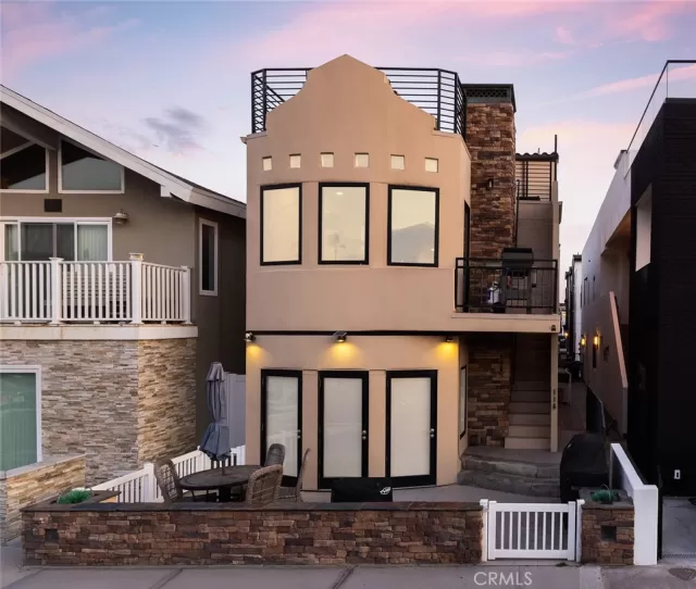 MLS: PW25020523 Condo For Sale