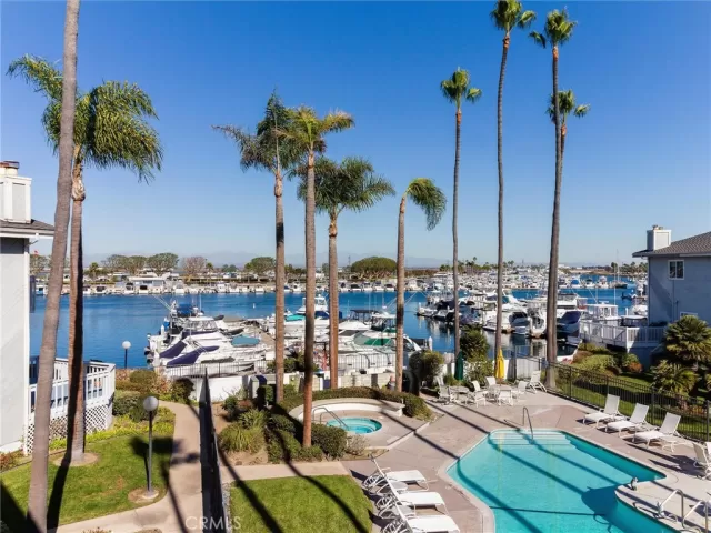 MLS: PW25025726 Condo For Sale