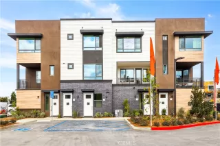 Photo #1: PW25026074 Listing 