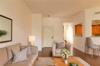 Photo #1: PW25026522 Listing 