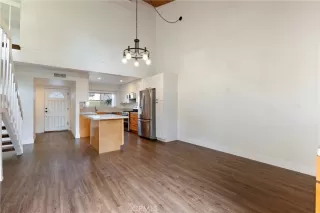 Photo #5: PW25028090 Listing 