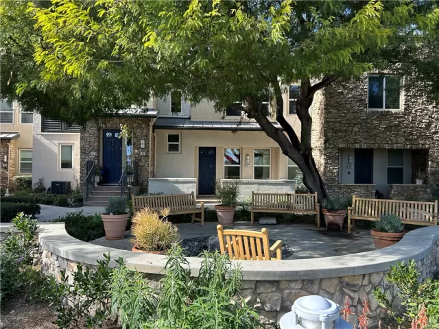 MLS: PW25028526 Condo For Sale