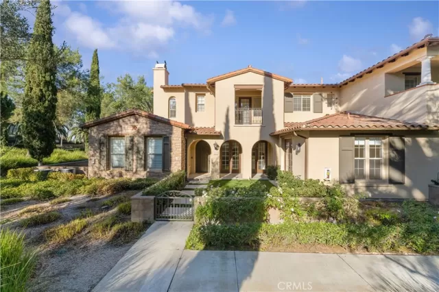 MLS: PW25029967 Condo For Sale