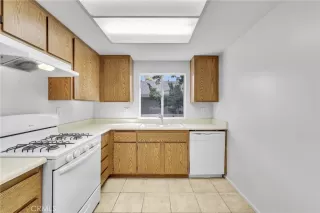 Photo #5: PW25031611 Listing 