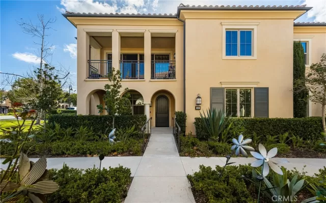 MLS: PW25031838 Condo For Sale