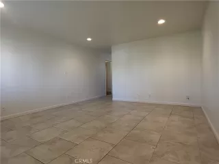 Photo #4: PW25032604 Listing