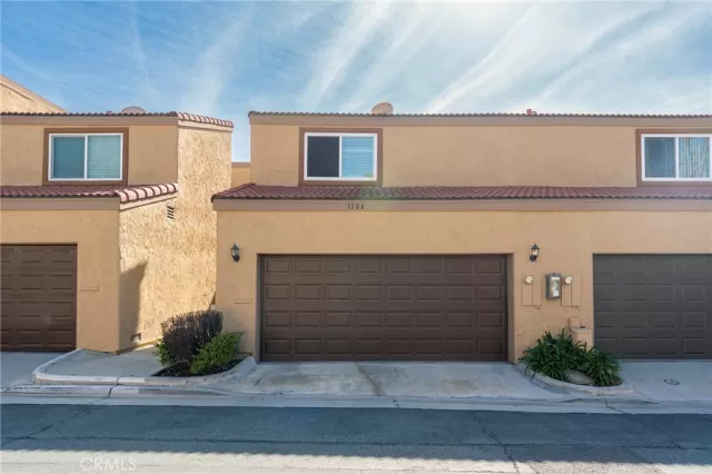 MLS: PW25034588 Condo For Sale