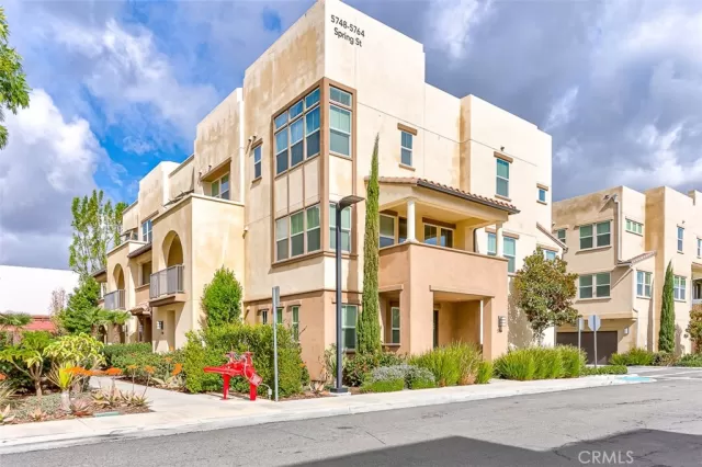 MLS: PW25035406 Condo For Sale