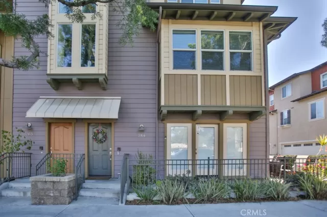 MLS: PW25037629 Condo For Sale