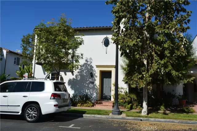 MLS: PW25038858 Condo For Sale