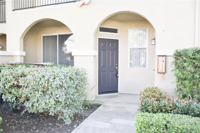 MLS: PW25038980 Condo For Sale