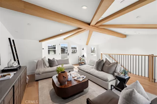 MLS: PW25039152 Condo For Sale