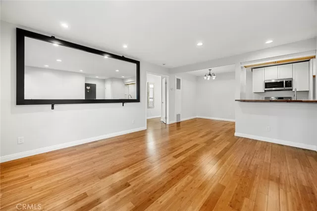 MLS: PW25041301 Condo For Sale