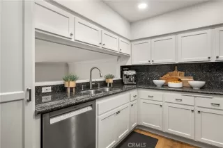 Photo #5: PW25042363 Listing 