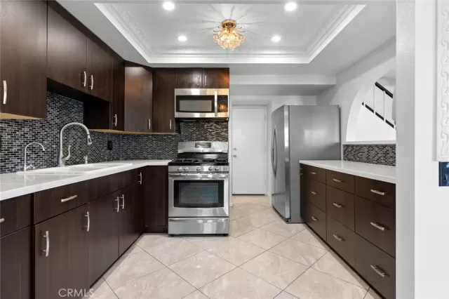 MLS: PW25046332 Condo For Sale