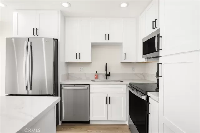 MLS: PW25049143 Condo For Sale