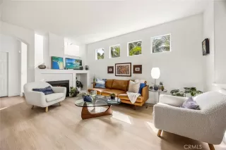 Photo #4: PW25050677 Listing