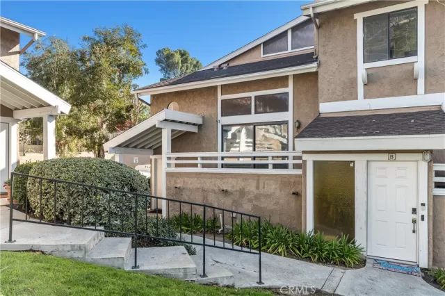 MLS: PW25050783 Condo For Sale