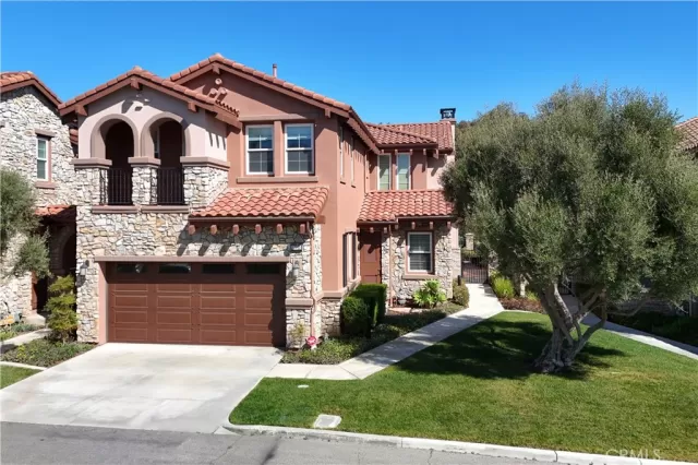 MLS: PW25051819 Condo For Sale