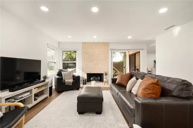 MLS: PW25053131 Condo For Sale