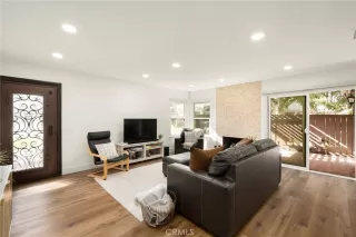 Photo #1: PW25053131 Listing 