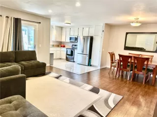 Photo #1: PW25055101 Listing