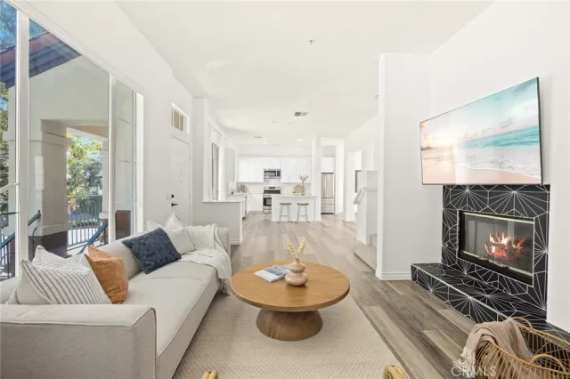 MLS: PW25055360 Condo For Sale