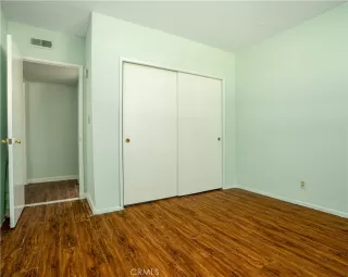 Photo #4: PW25056016 Listing