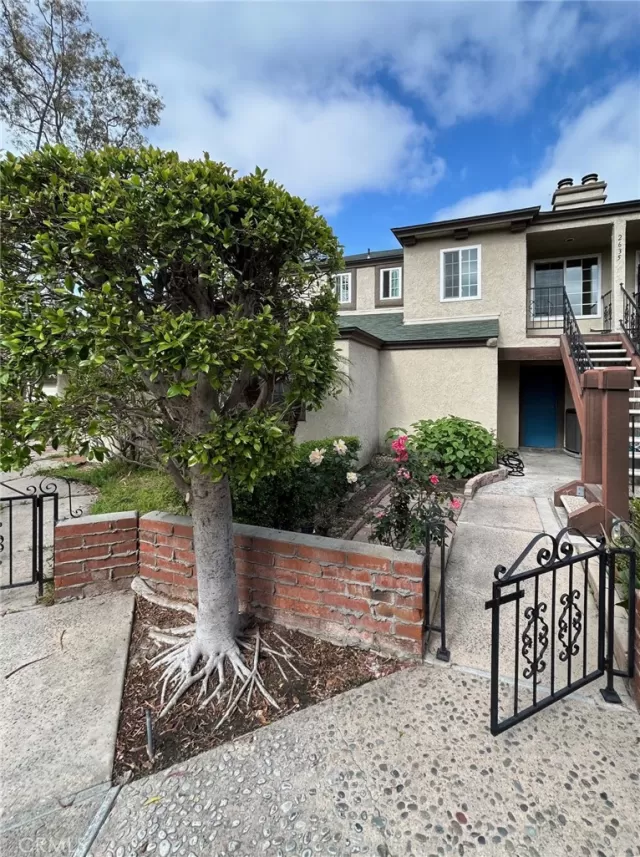 MLS: PW25057757 Condo For Sale