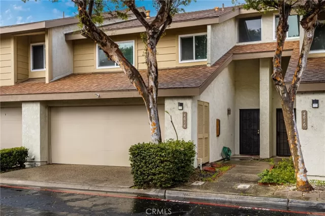 MLS: PW25058570 Condo For Sale