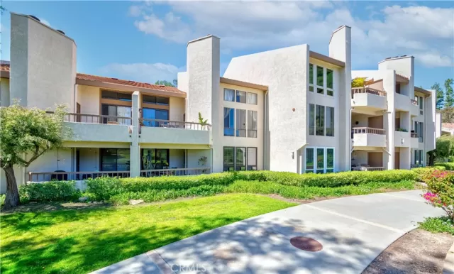 MLS: PW25061862 Condo For Sale